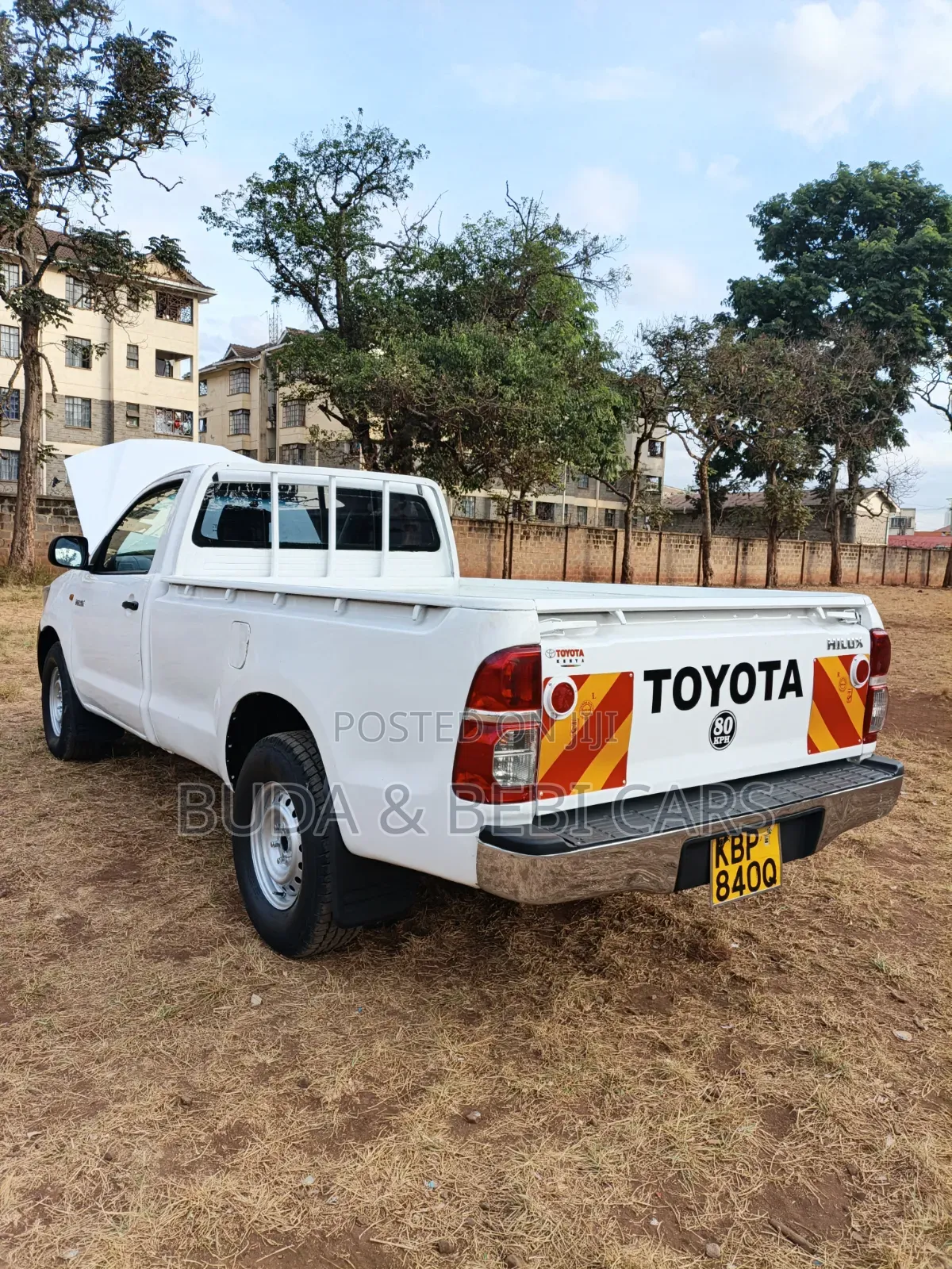 Toyota Hilux 2009 White