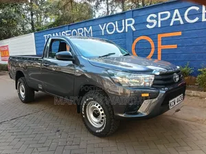 Toyota Hilux Revo Double Cab Deisel 2.4 RWD 2019 Gray