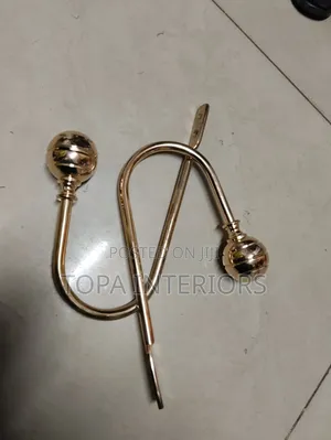 Metallic U-Shaped Window Curtain Tiebacks/Holdbacks