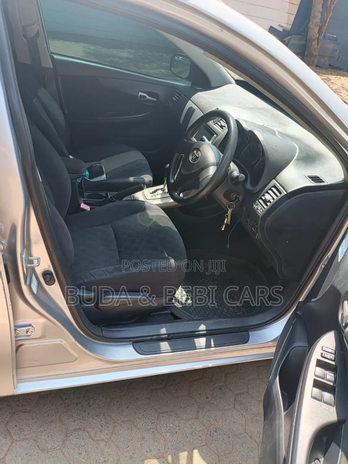 Toyota Corolla Fielder 2010 Silver