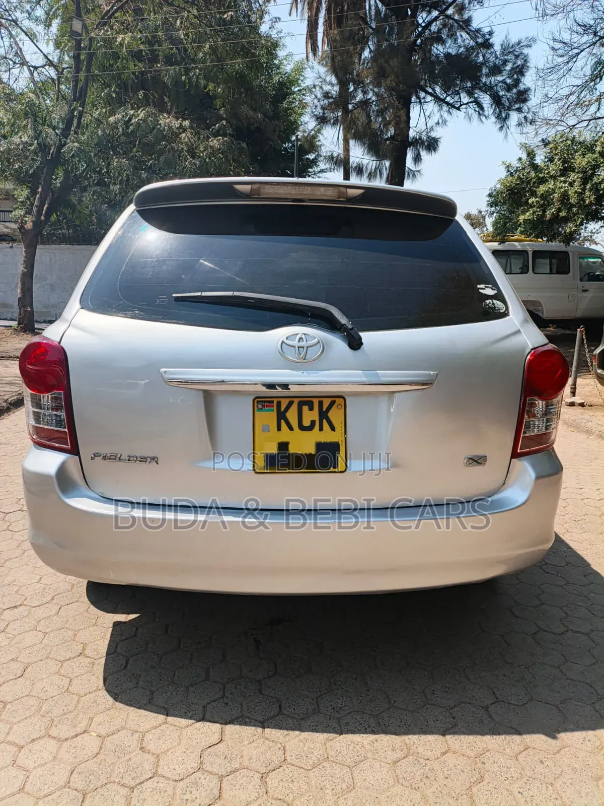 Toyota Corolla Fielder 2010 Silver