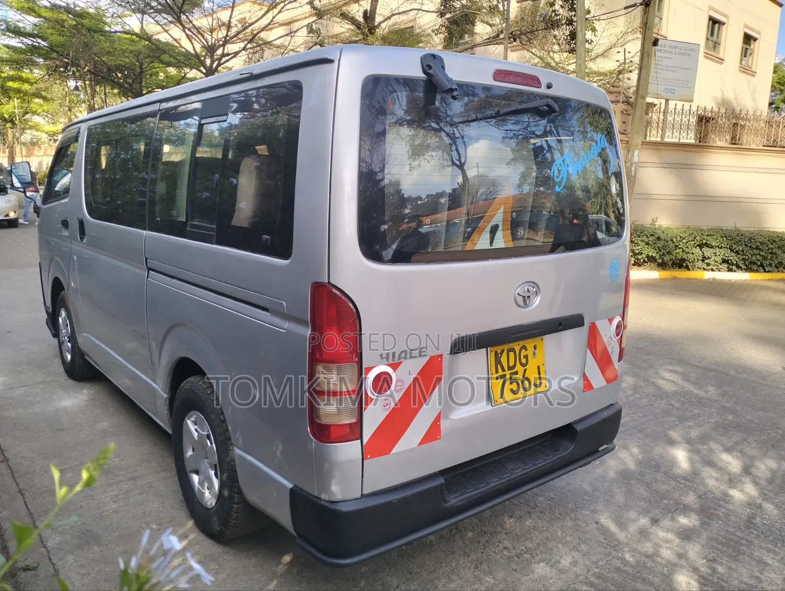 Toyota HiAce 2014 Silver