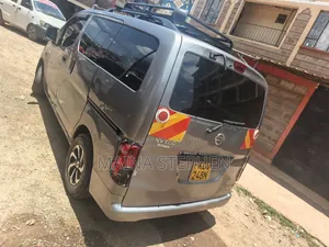 Nissan NP200 2011 Gray