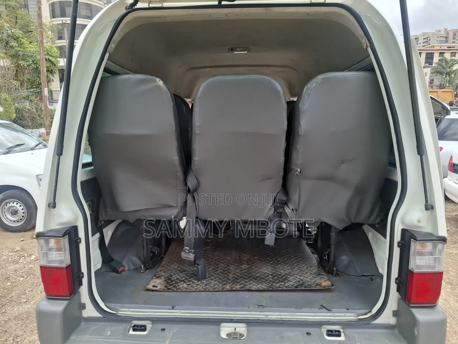 Mazda Bongo 2017 White