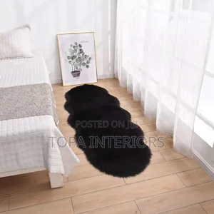 FLUFFY Bedside Rugs and Dashboard MSTS