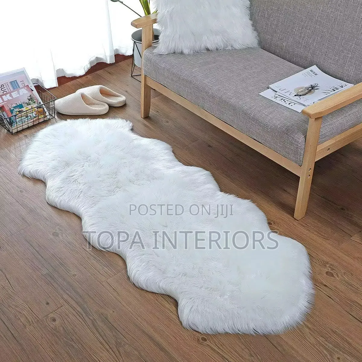 FLUFFY Bedside Rugs and Dashboard MSTS