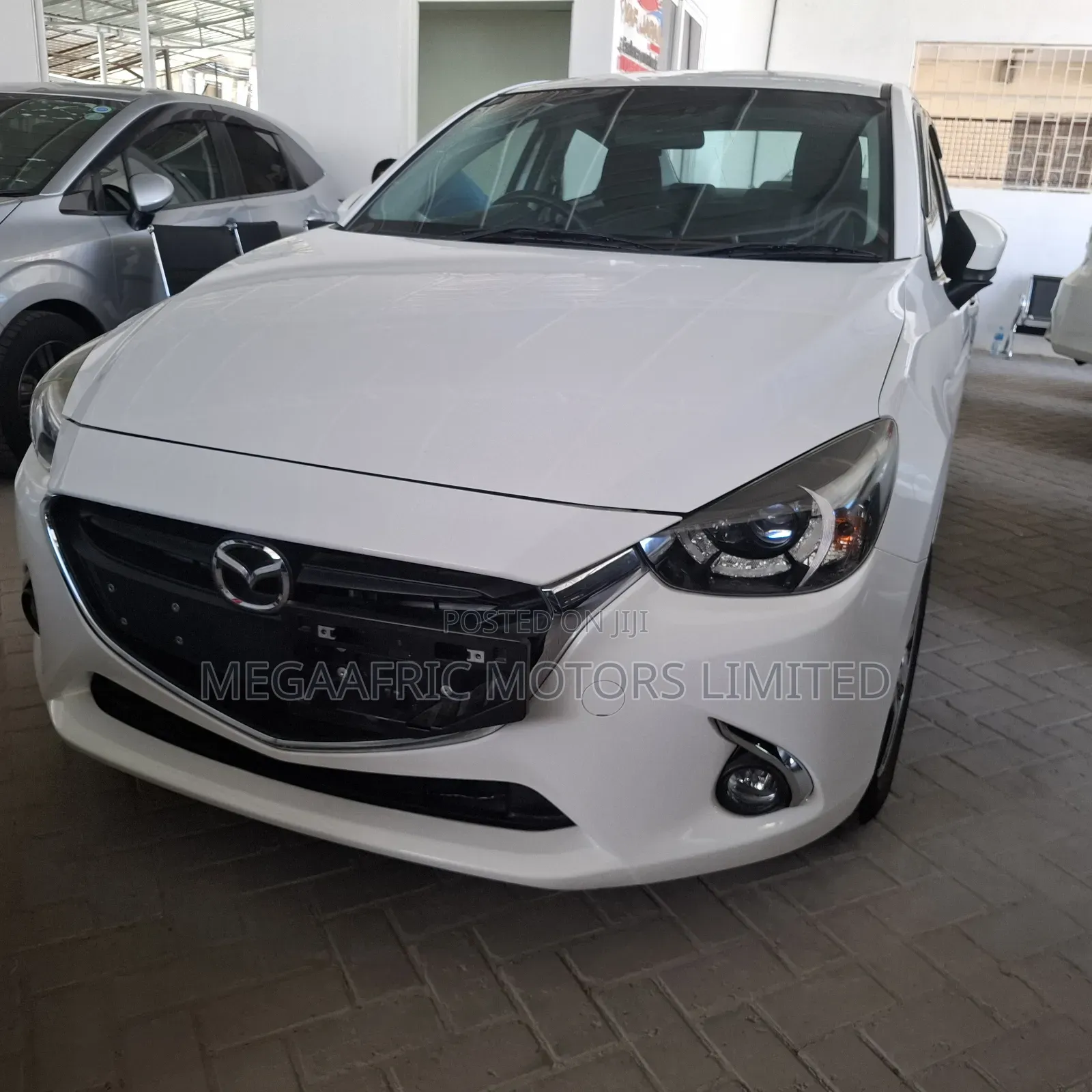 Mazda Demio 2019 White