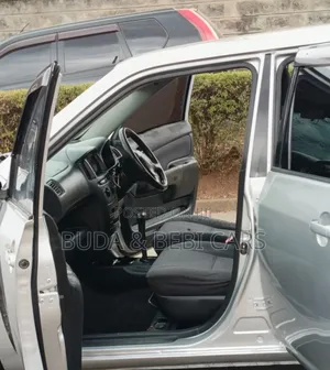 Toyota Succeed 2008 Silver