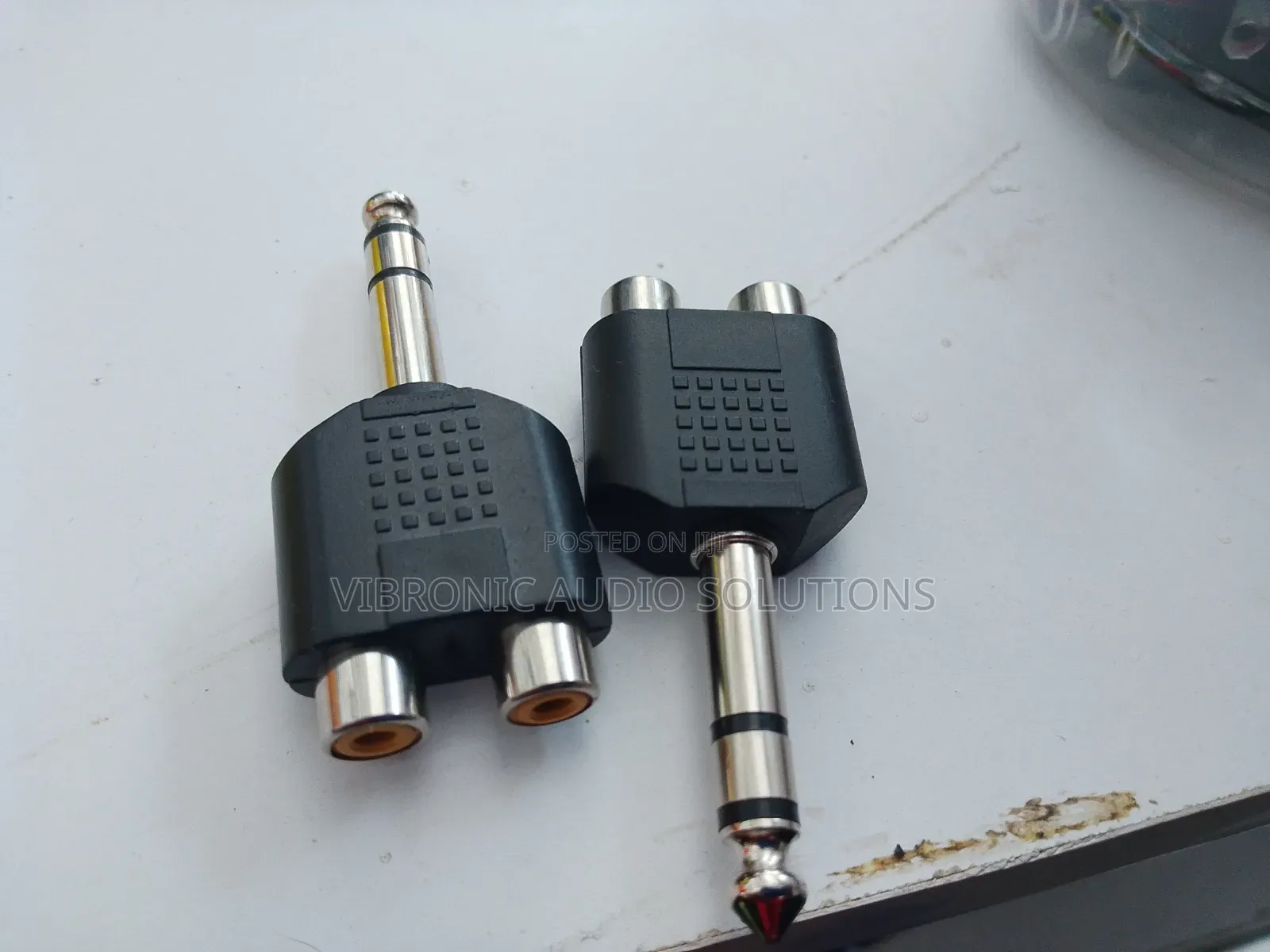 RCA Splitter 1 to 2 Female Audio Video Y Adapter