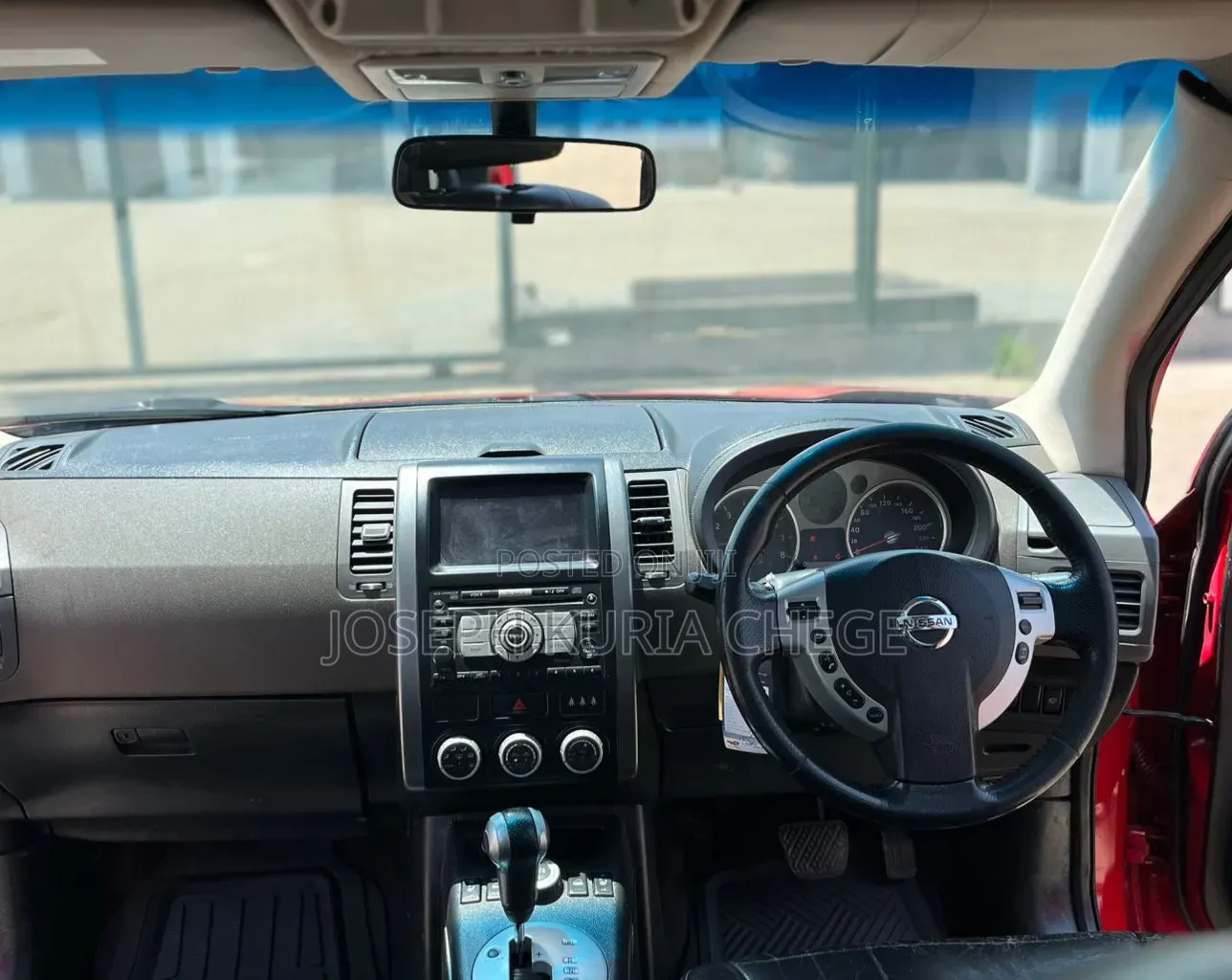 Nissan X-Trail 2008 Maroon