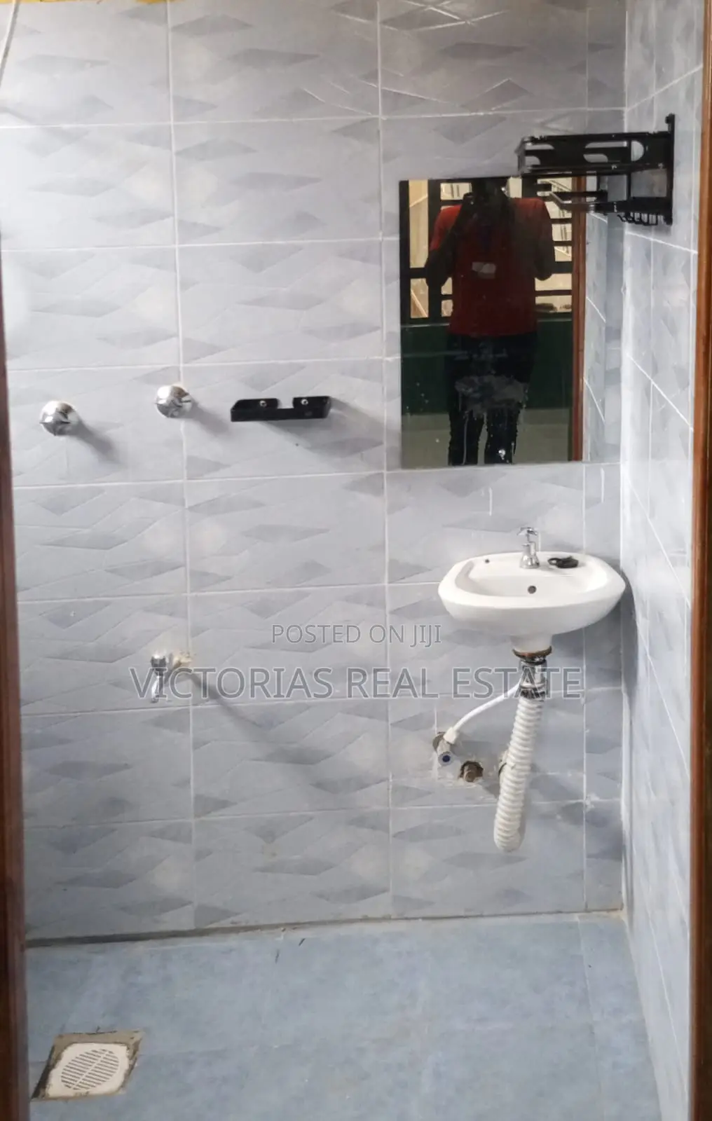 2bdrm Maisonette in Complex Utawala for rent
