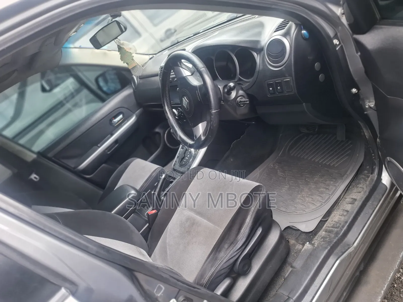 Suzuki Escudo 2008 Gray