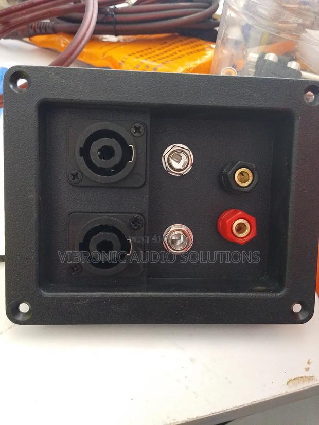 Speakon Metallic Speaker Connector - main view