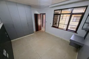 4bdrm Maisonette in Gateway Mall Area for rent