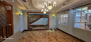 5bdrm Mansion in Elgonview for sale