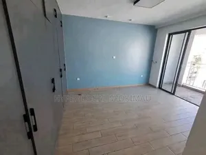 3bdrm Apartment in Gateway Mall Area for rent