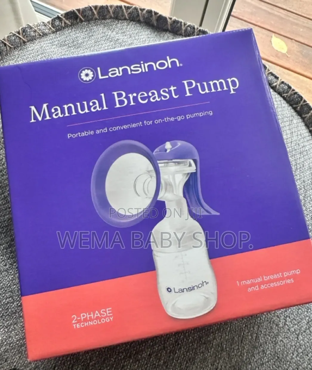 Lansinoh Manual Breast Pump