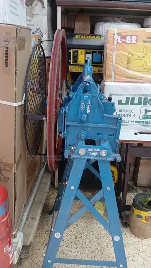 2 Blade Chaff Cutter