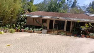 4bdrm Bungalow in Karen for rent