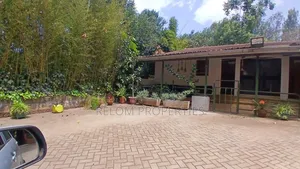 4bdrm Bungalow in Karen for rent