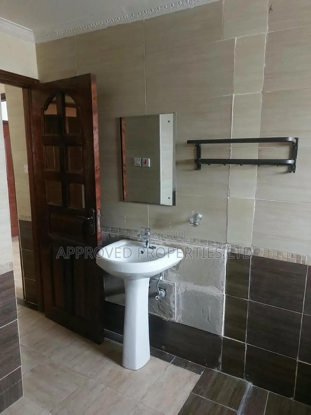 5bdrm Maisonette in Kitengela for sale