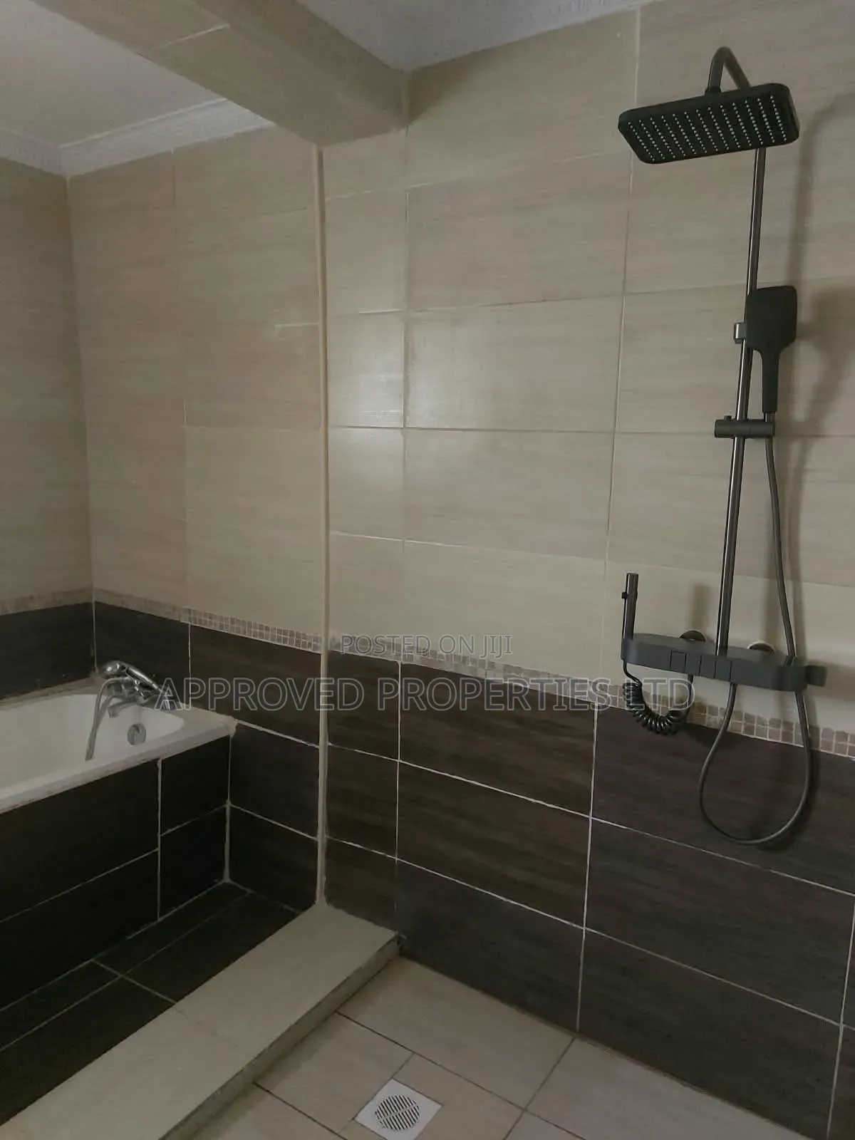 5bdrm Maisonette in Kitengela for sale