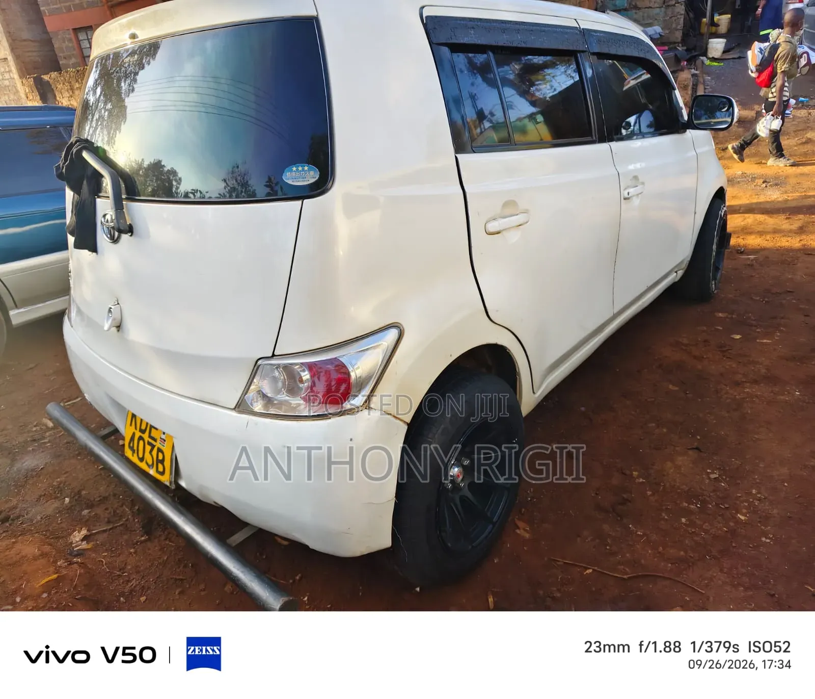 Toyota bB 2014 White