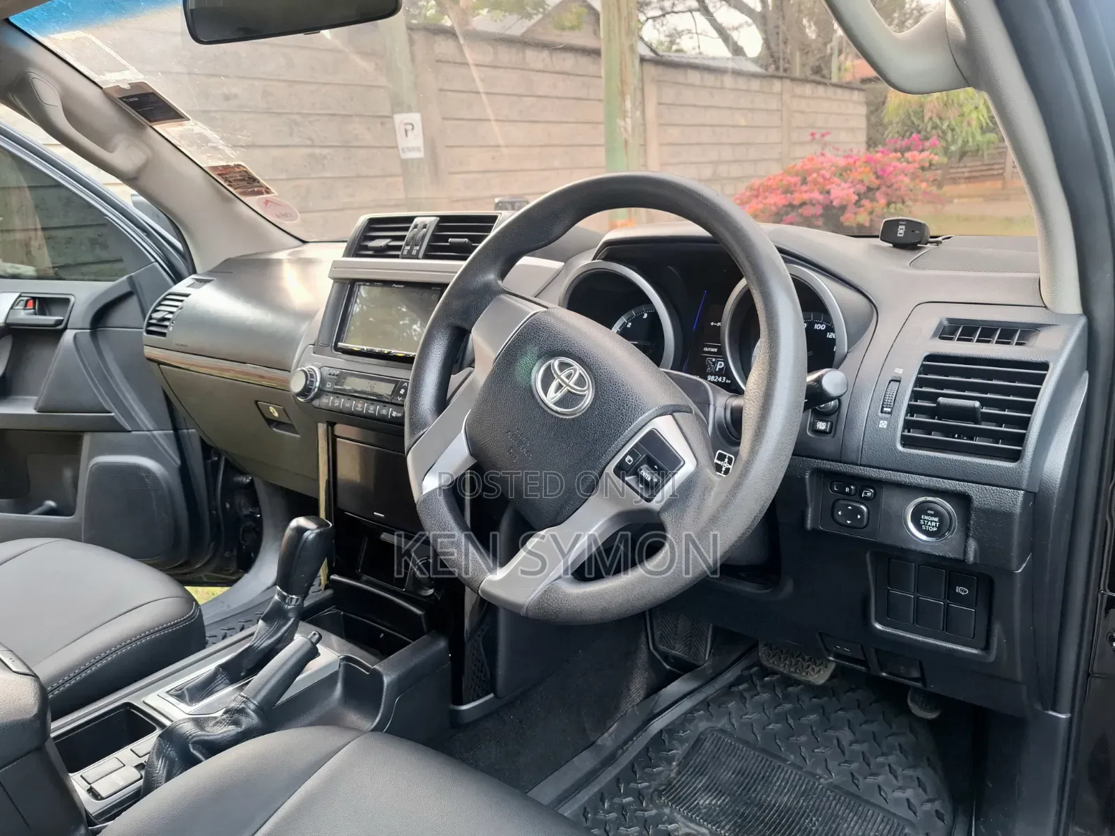 Toyota Land Cruiser Prado 2.7 i 2012 Black