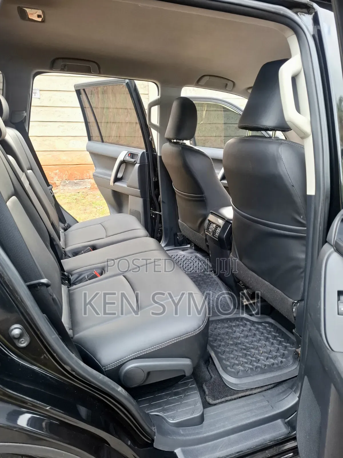 Toyota Land Cruiser Prado 2.7 i 2012 Black