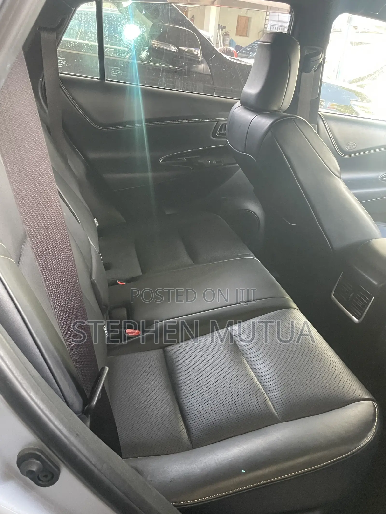 Toyota Harrier 2.5 Hybrid 4WD 2018 Silver