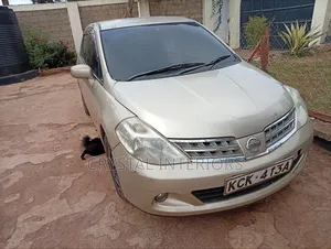 Nissan Tiida 1.5L 16V 2012