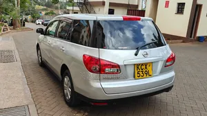 Nissan Wingroad 2012 Silver