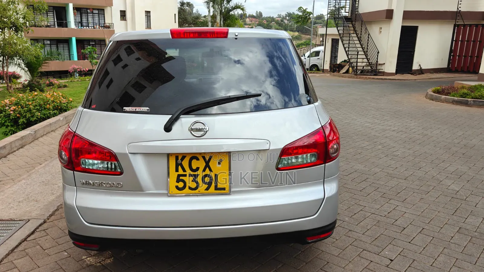 Nissan Wingroad 2012 Silver