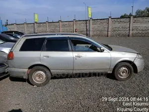 Nissan Wingroad 2004 Silver