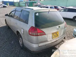 Nissan Wingroad 2004 Silver