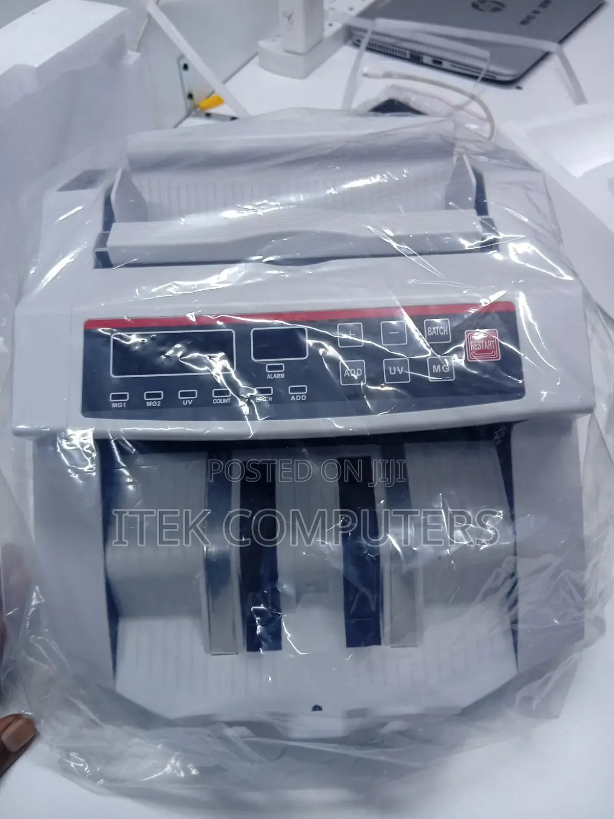 High-Speed Bill Counter With 900 Pieces Per Minute Counting Power Unit