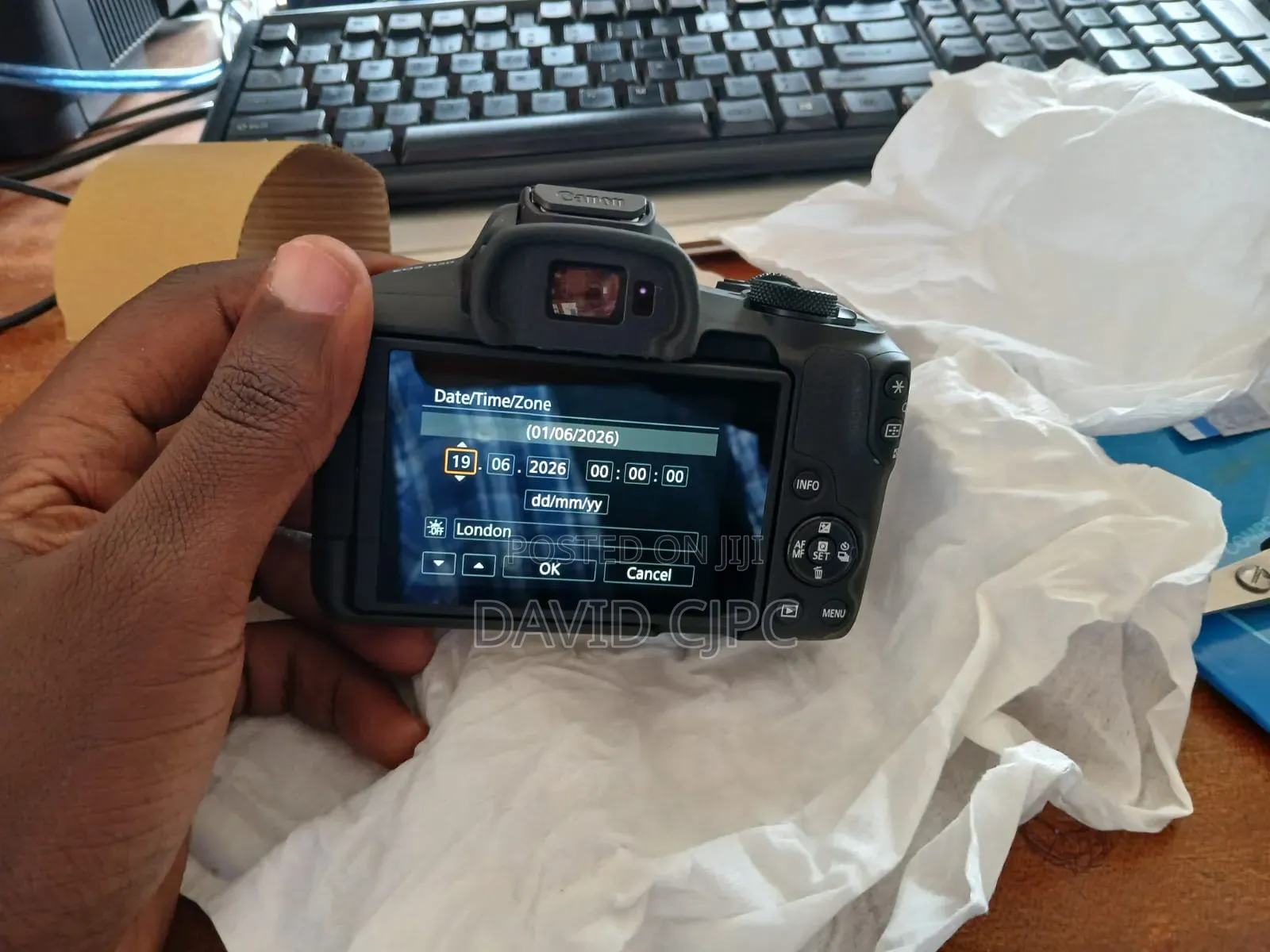 Canon R50 Mirrorless