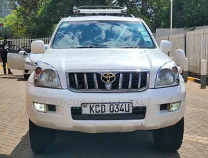 Toyota Land Cruiser Prado 2008 White