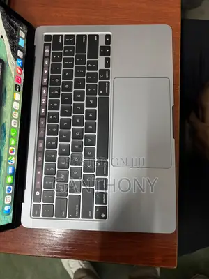 Laptop Apple MacBook Pro 2020 8GB Apple M1 Pro SSD 512GB