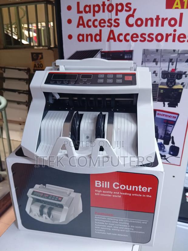 Portable Money Counting Machine for Fast and Efficient Cash Processing - main view