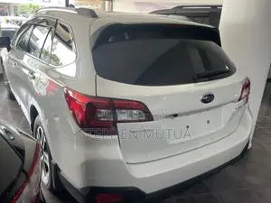 Subaru Outback 2.5i Premium AWD 2019 White