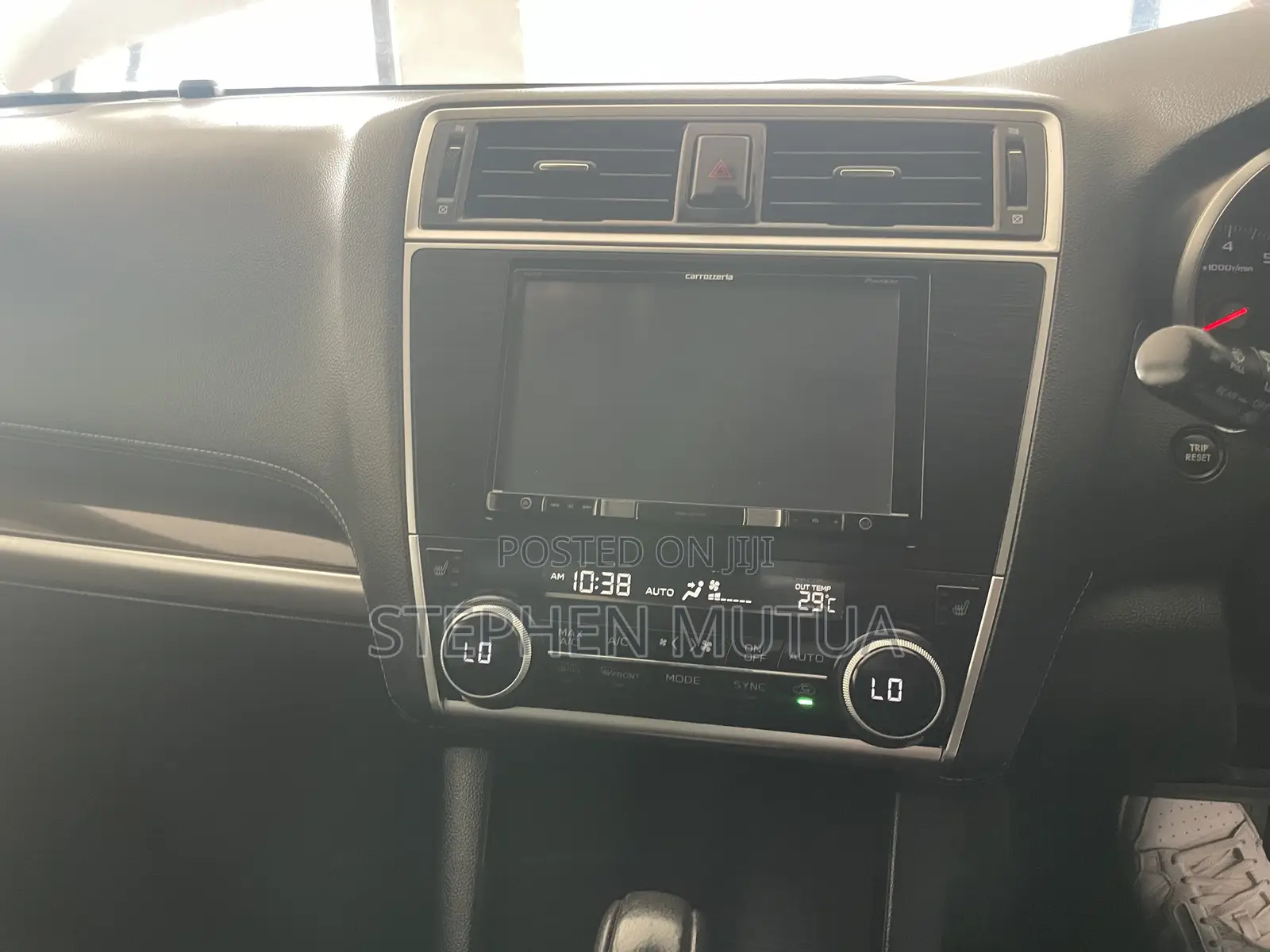 Subaru Outback 2.5i Premium AWD 2019 White