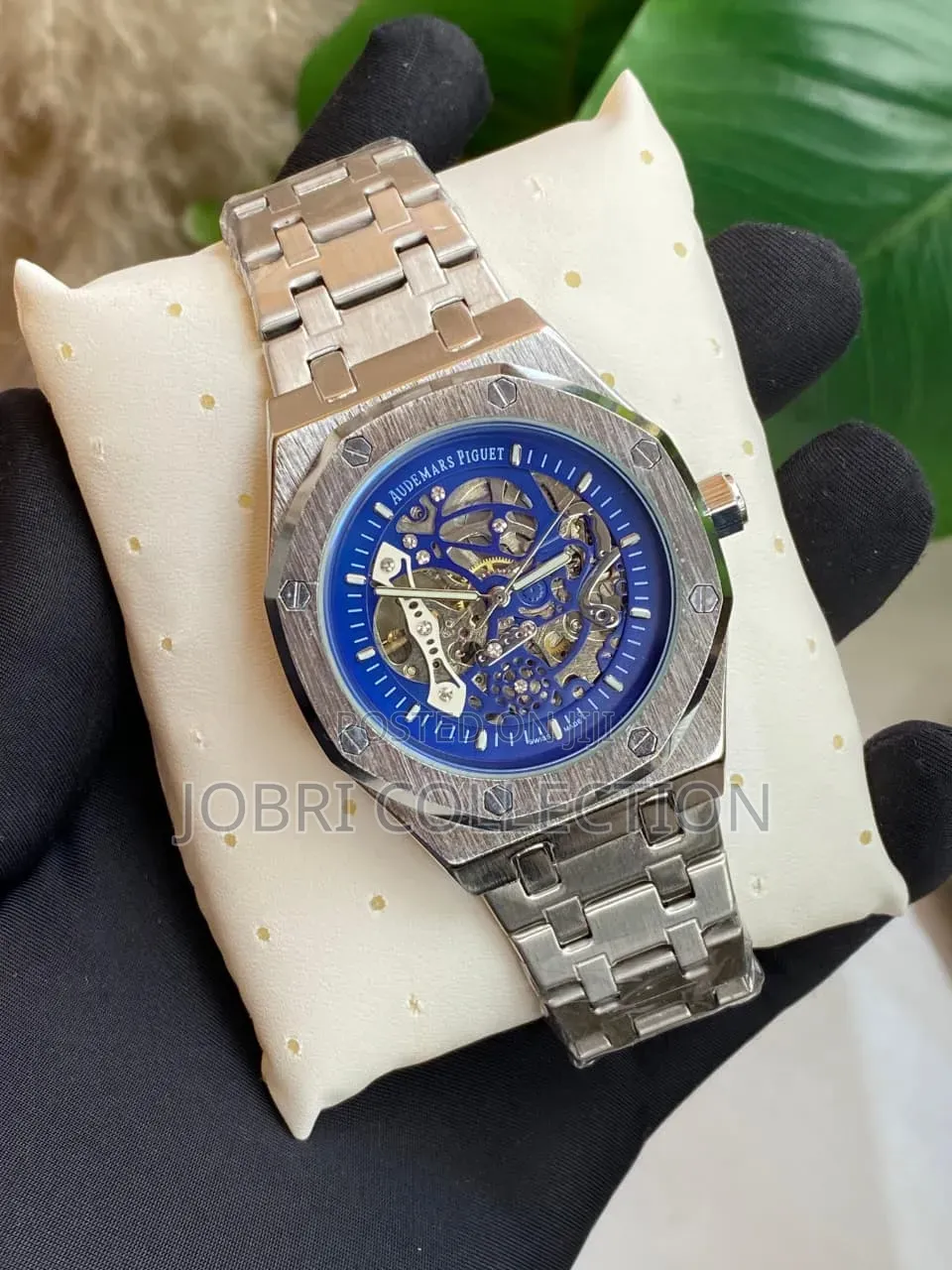 Silver Audemars Piguet Automatic None Fade Gents Watch