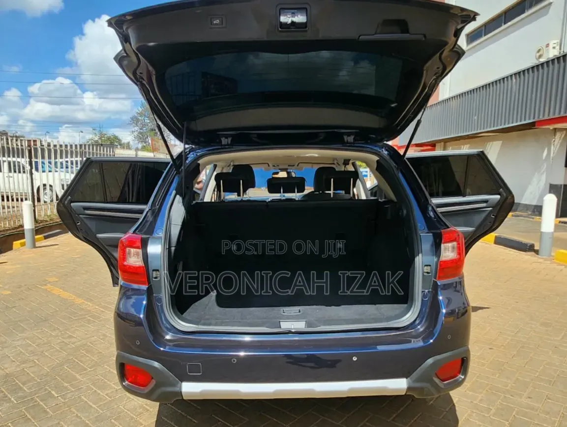 Subaru Outback 2017 Blue
