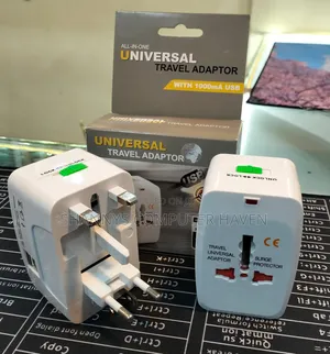 Universal Travel Adapter – USB Output 1000mA Max + 5VDC