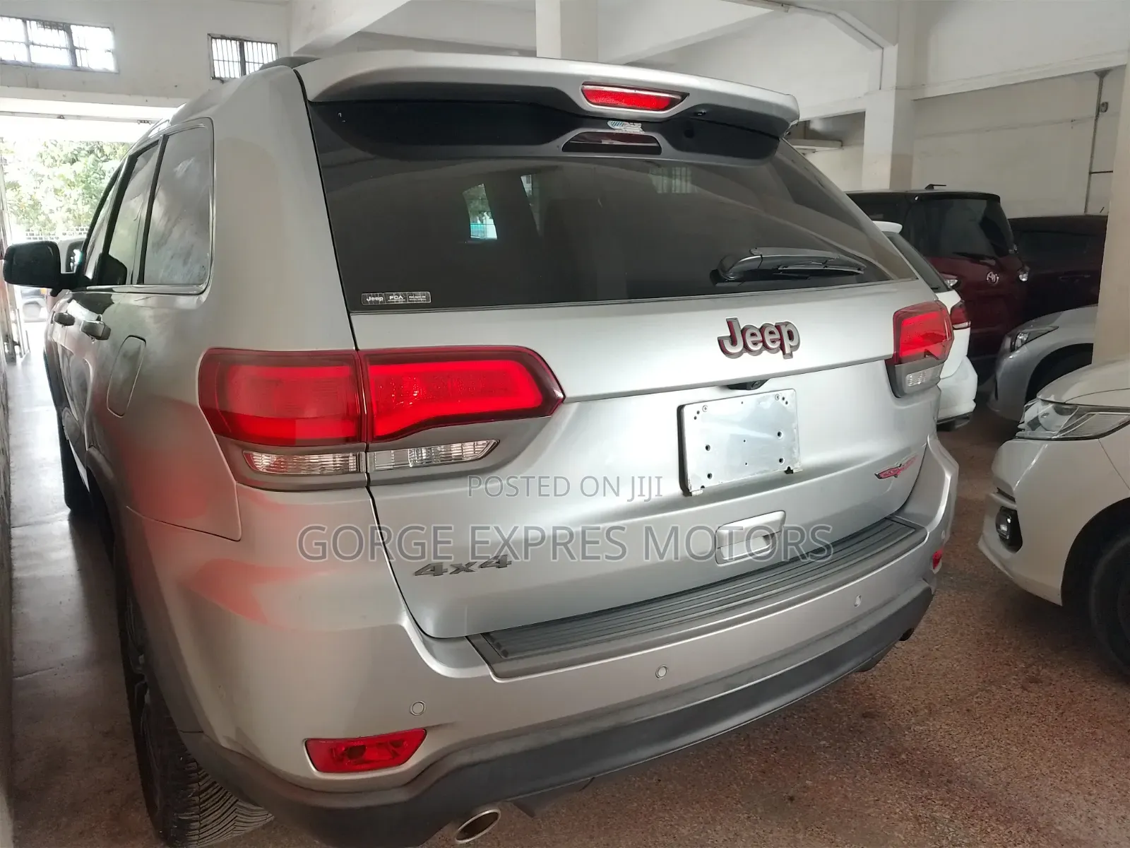 Jeep Grand Cherokee Trailhawk 4dr 4x4 2017 Silver