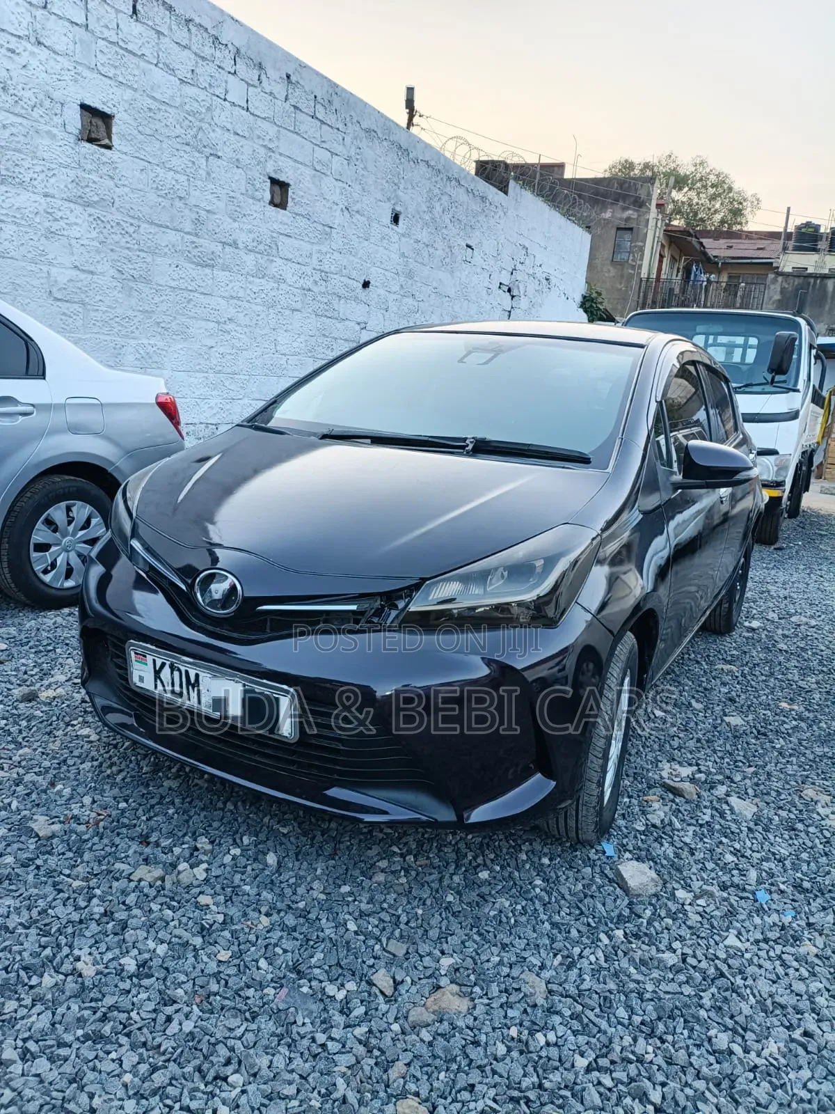 Toyota Vitz 2016 Black