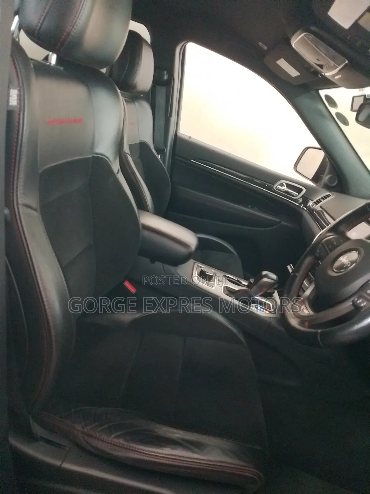 Jeep Grand Cherokee Trailhawk 4dr 4x4 2017 Silver