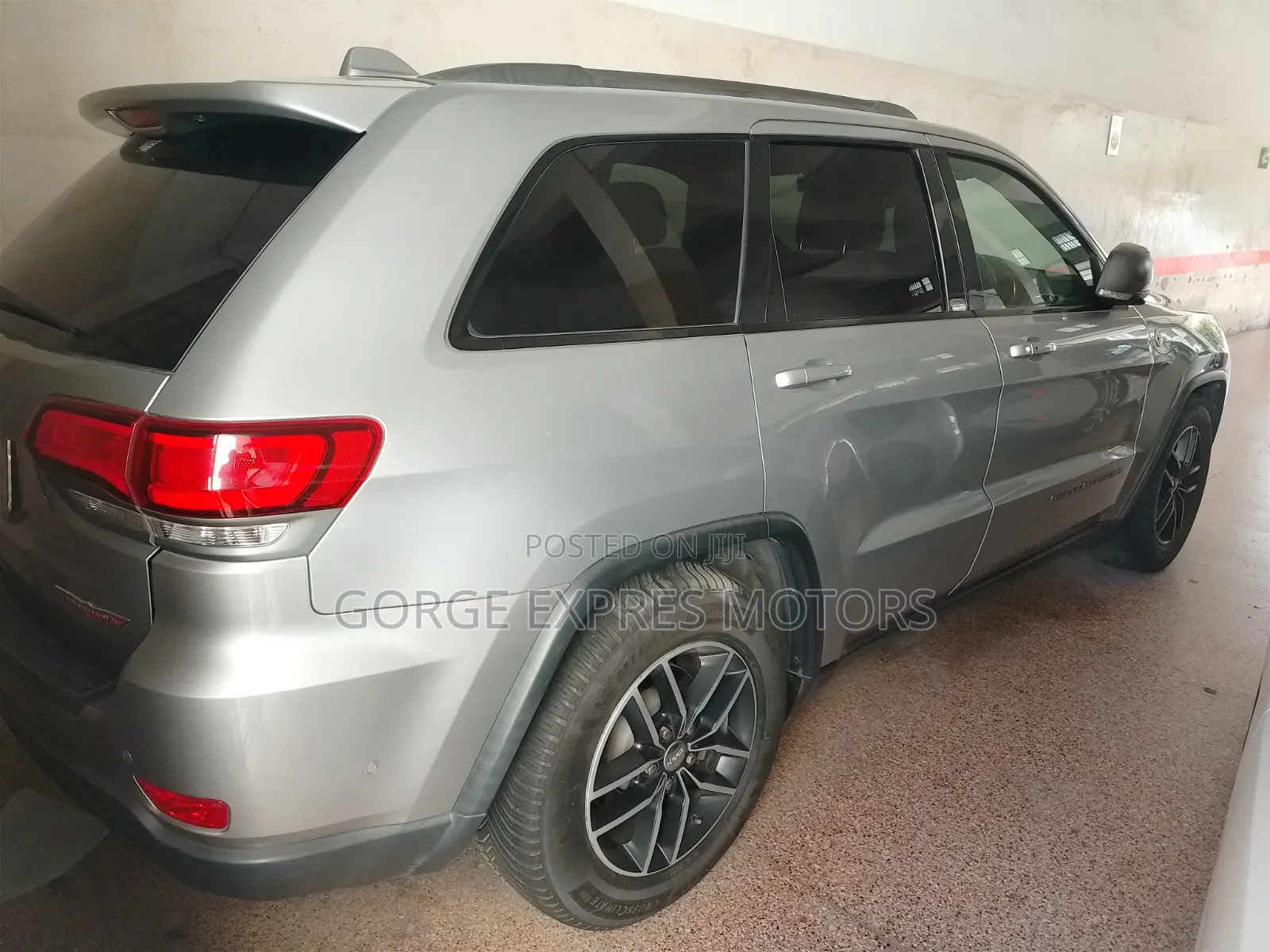 Jeep Grand Cherokee Trailhawk 4dr 4x4 2017 Silver