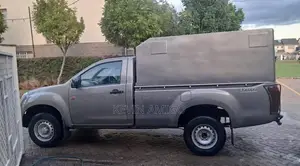 Isuzu D-MAX 2021 Gray